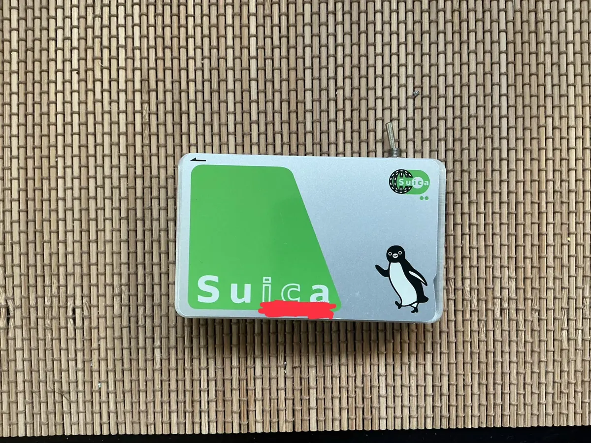 Suicaをのせたちびボード(真上)
