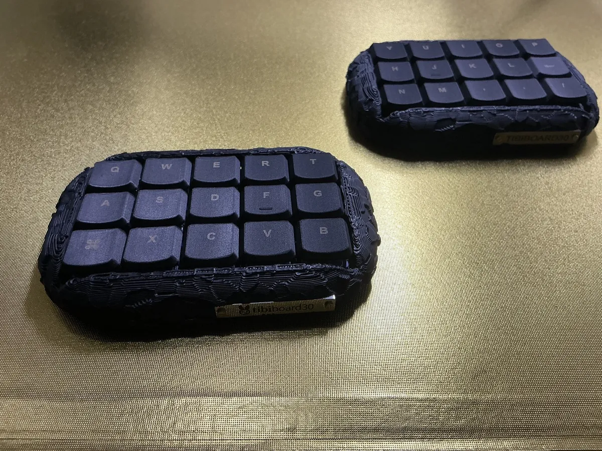 くろZ(ざらざら仕上げ・黒)